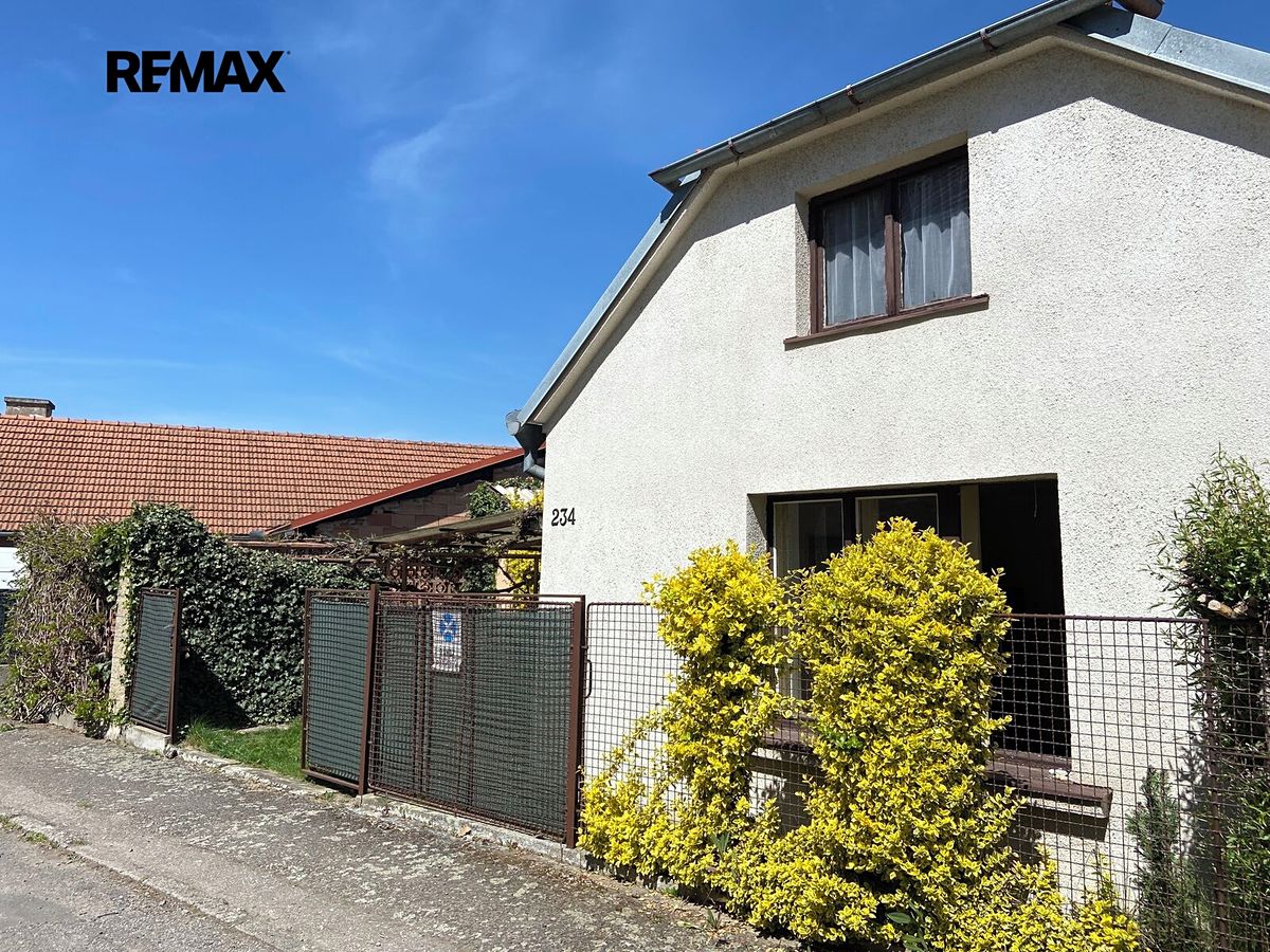 Prodej rodinného domu 76 m², pozemek 146 m²
